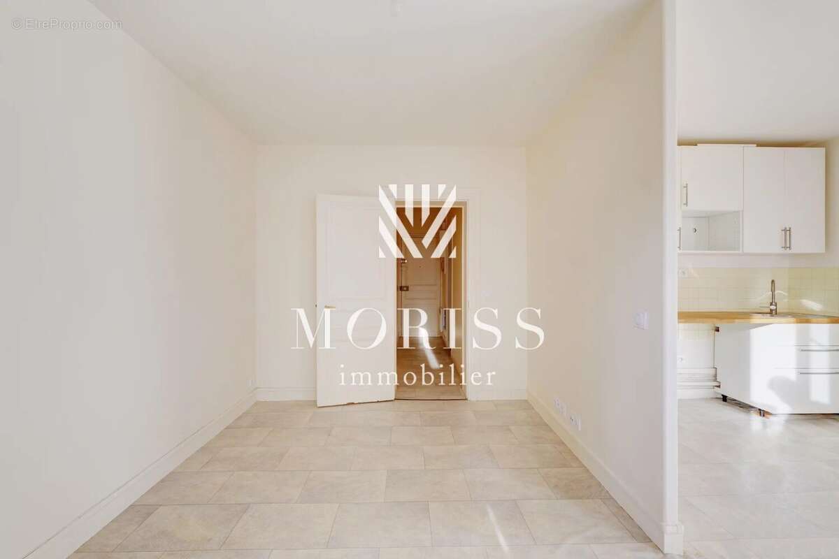 Appartement à PARIS-12E