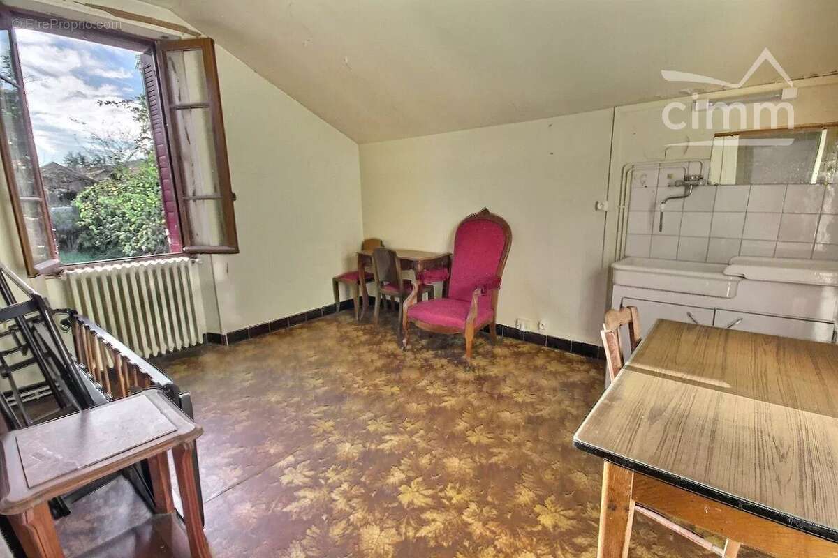 Maison à LA ROCHETTE