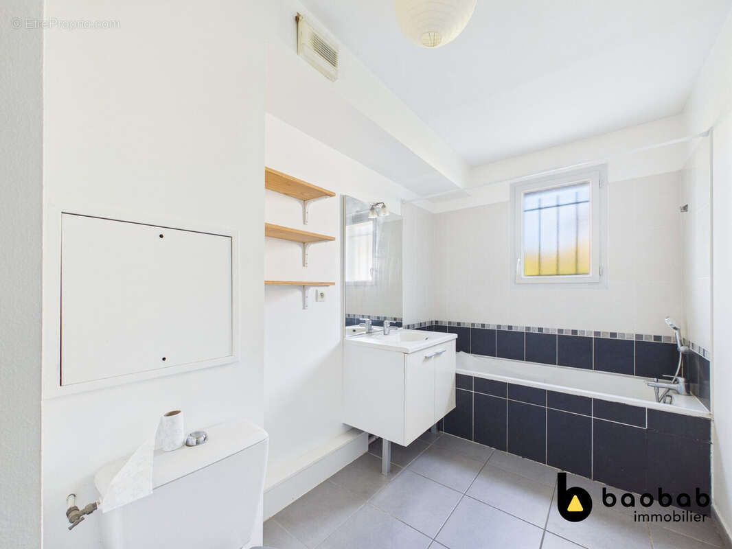 Appartement à MERY