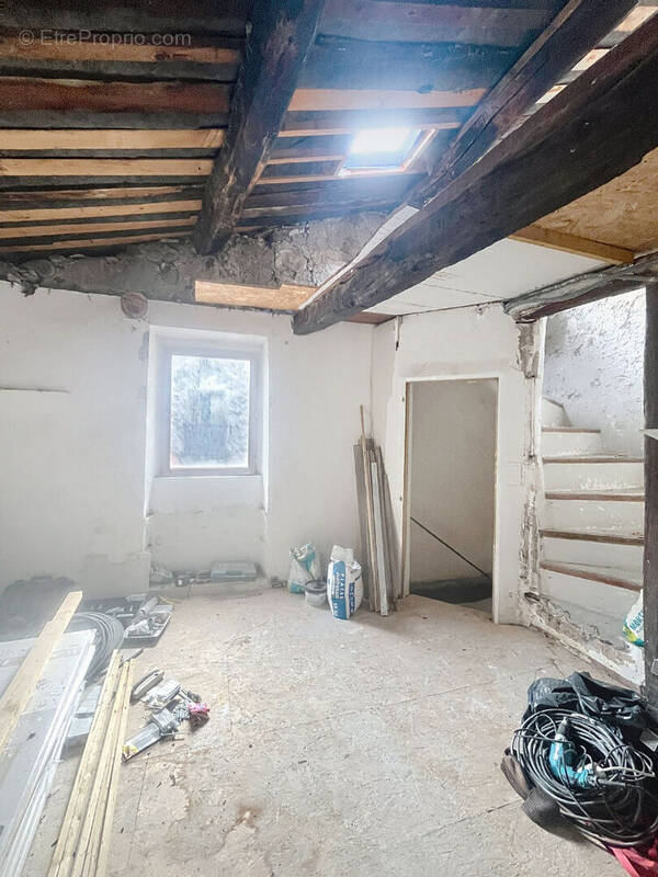 Appartement à ENTREVAUX