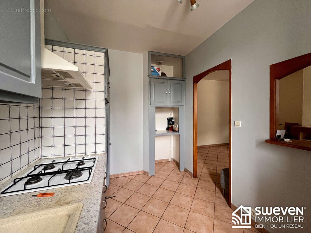Appartement à CAZERES
