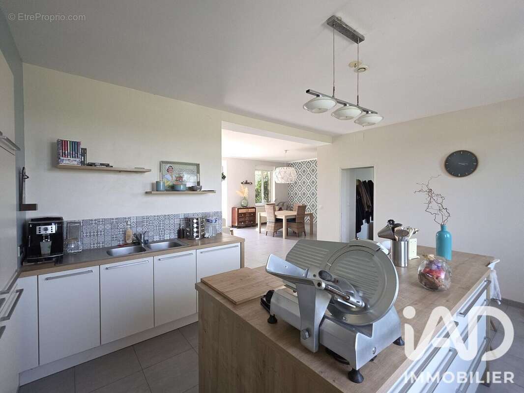 Maison 251 m² à Landrecies  - photo 7