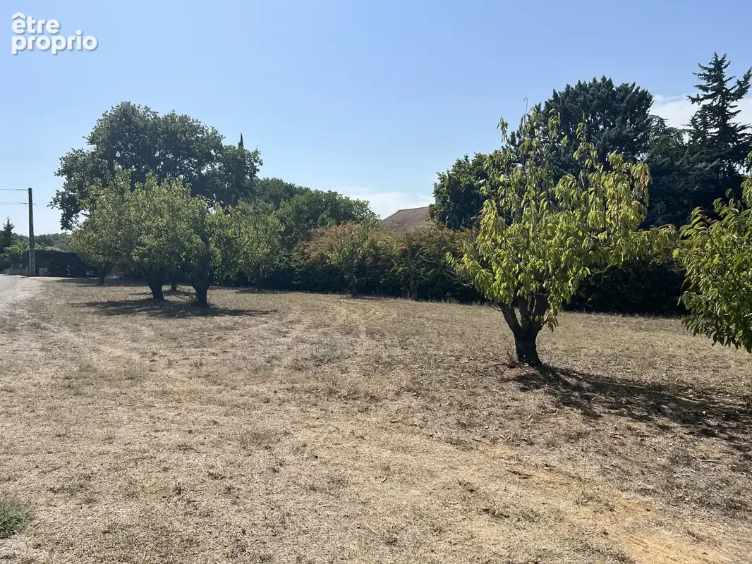 Photo Terrain à Saint-Paulet-De-Caisson au prix de 85 000€