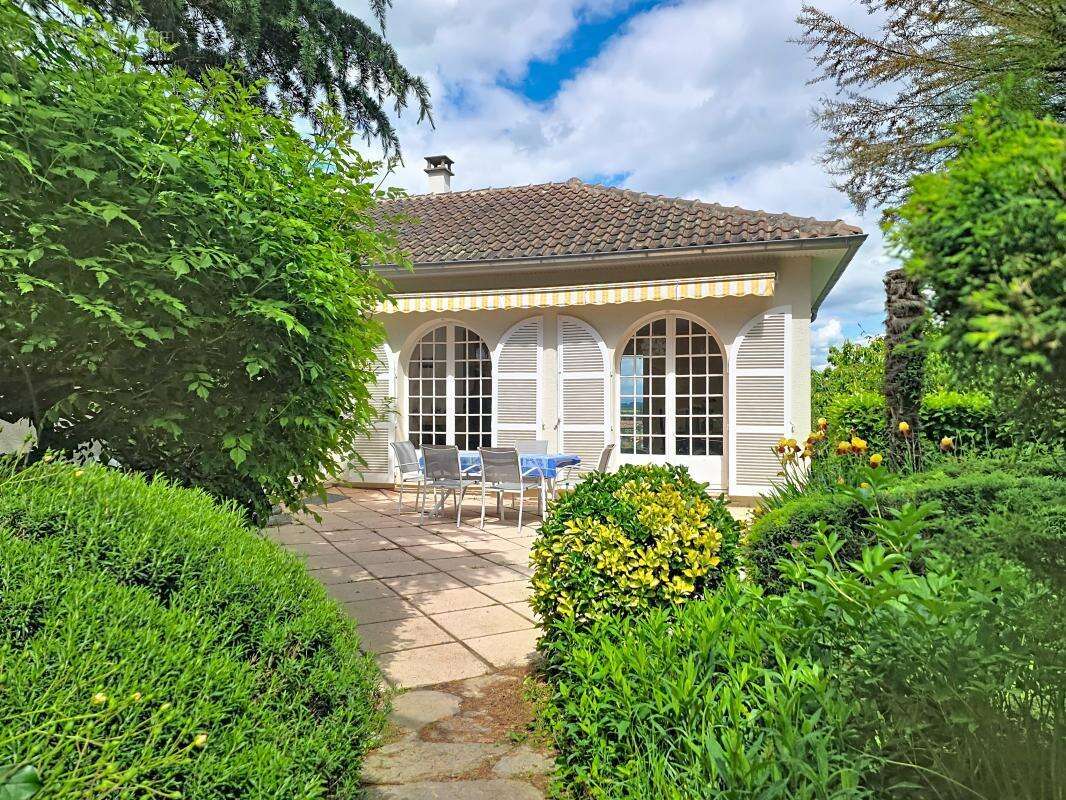 Maison - 5 Chambres - Grand garage - Terrasse - Jardin - Au calme absolu - photo 8