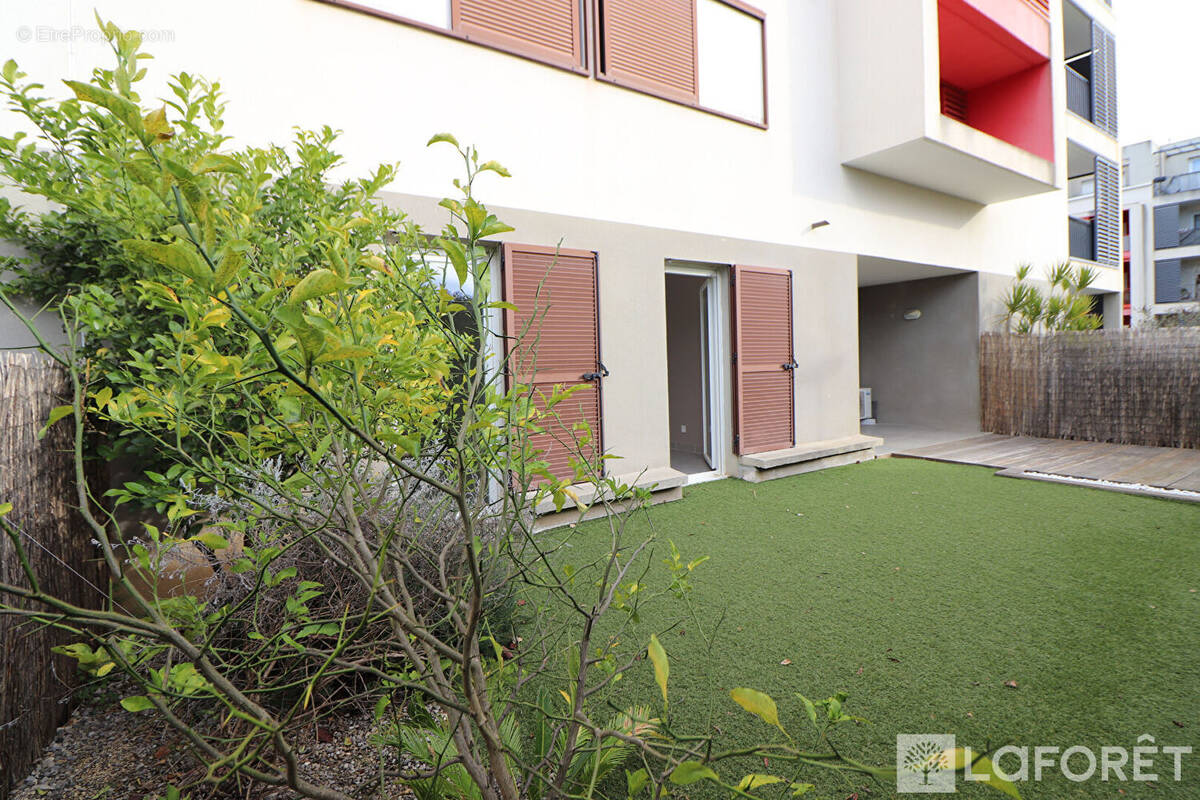 Appartement à HYERES