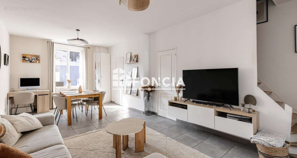 Maison 5 pièces 97 m² - photo 3