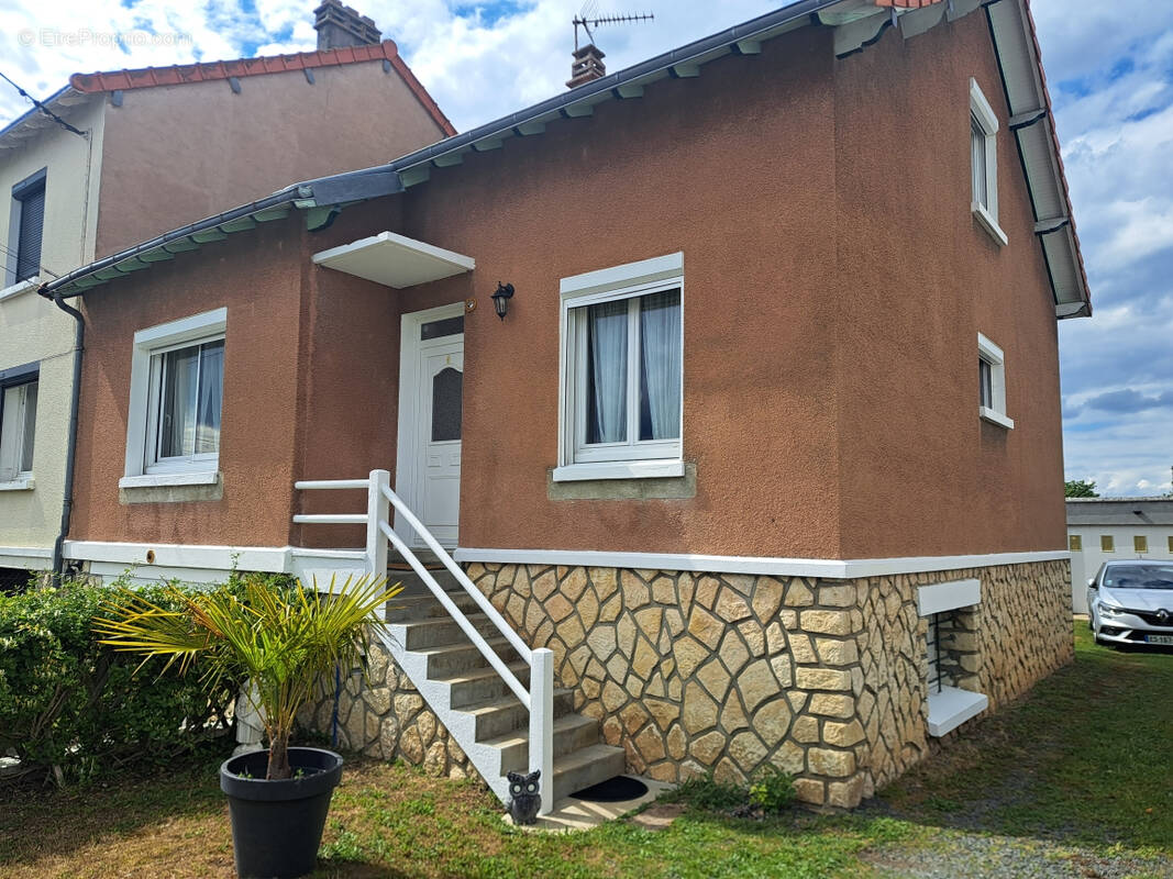 Maison à CHATELLERAULT