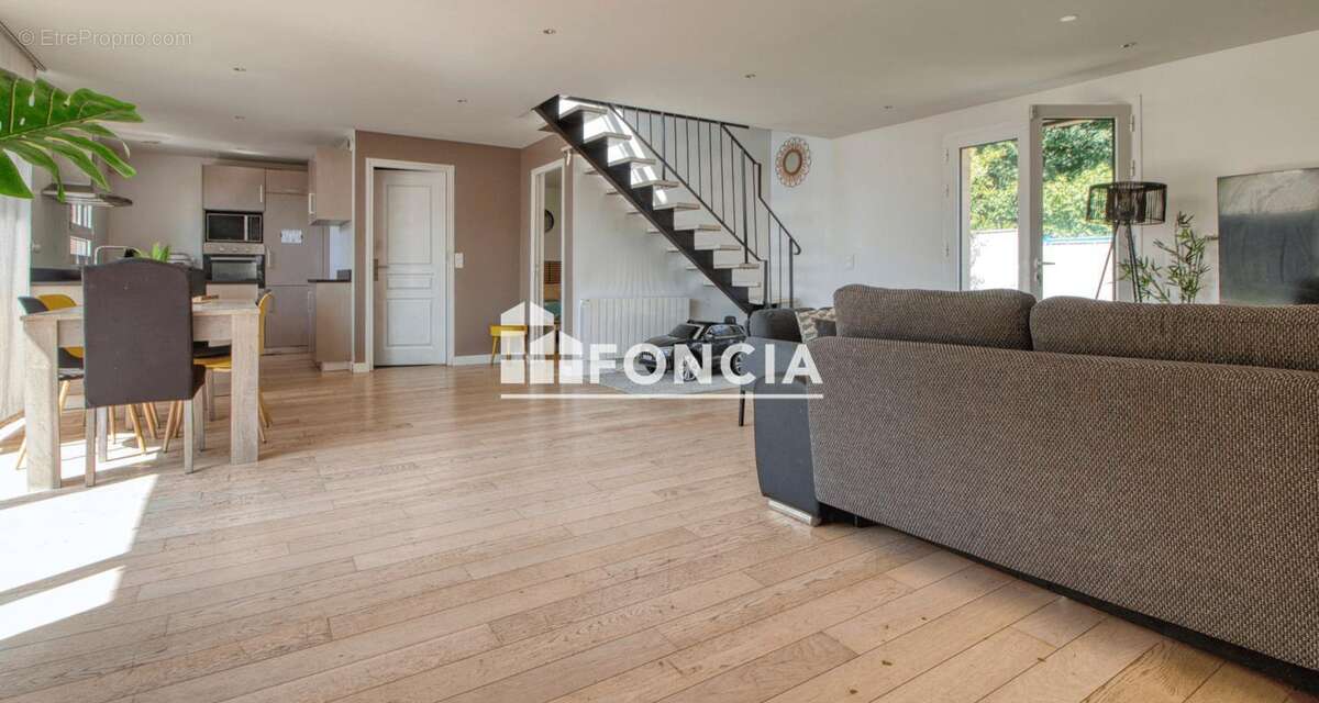 RARE SUR LE SECTEUR, Maison de 85 m2 sans aucun travaux à prévoir ! - photo 4