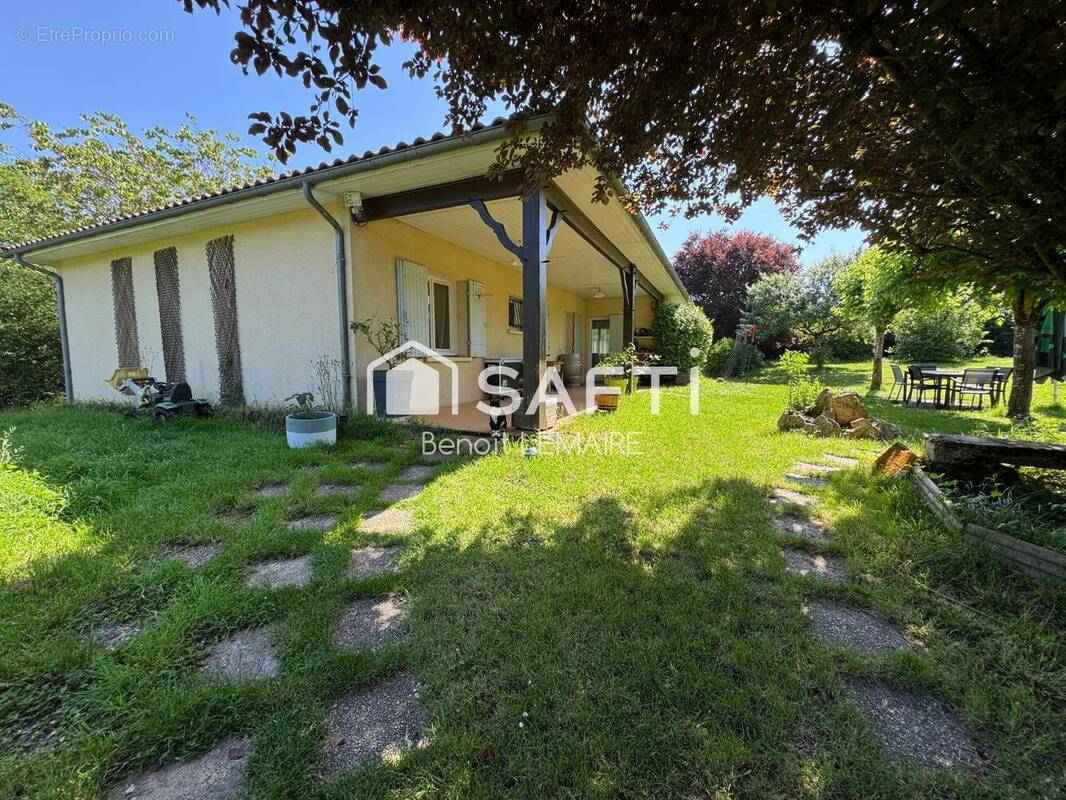 Photo 1 - Maison à BLASIMON