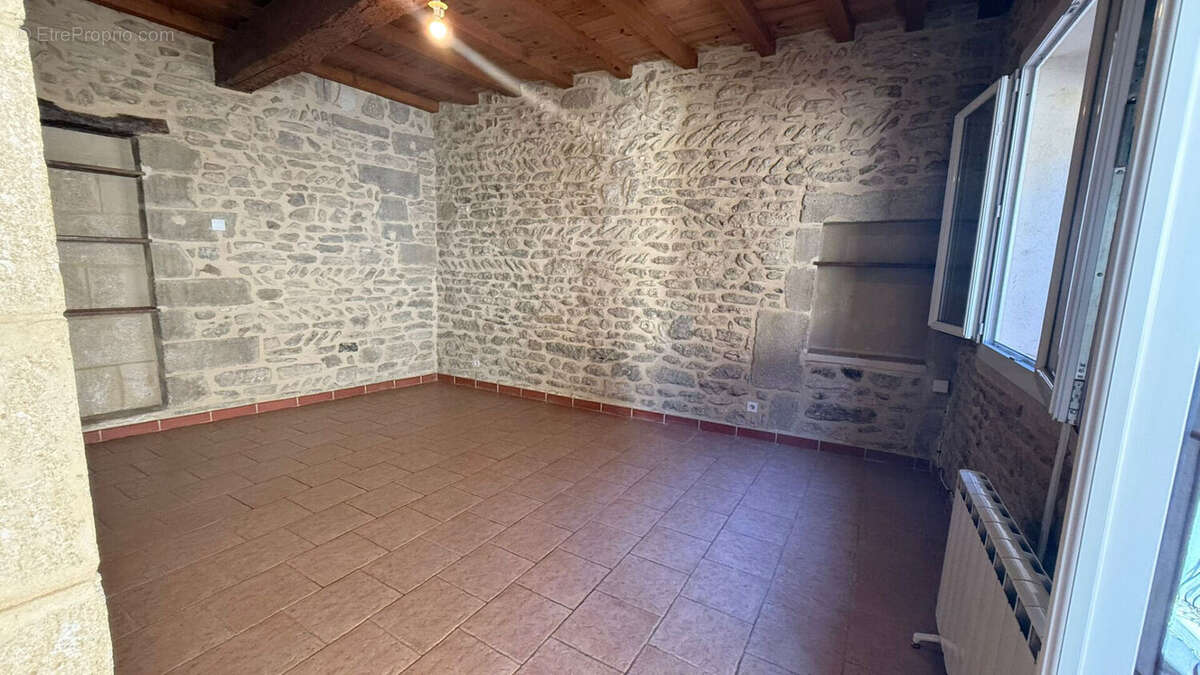 Maison de village en pierre apparente, Sernhac - photo 5