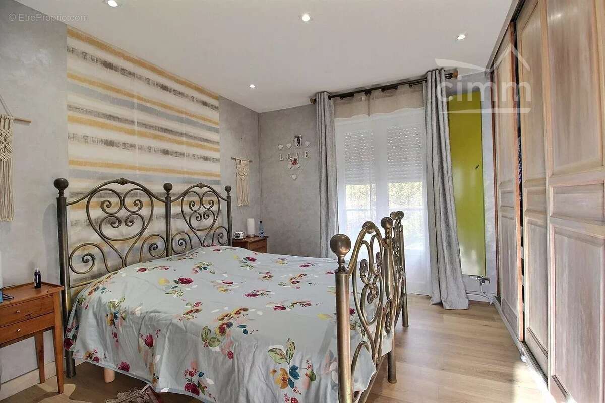 Maison à SAVONNIERES