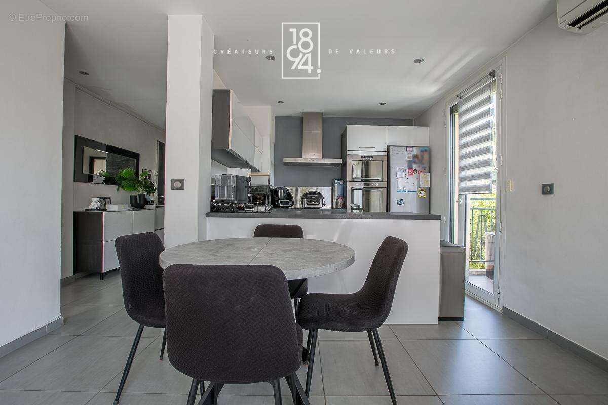 Appartement rénové – T3 61 m² Marseille 13ème - photo 2