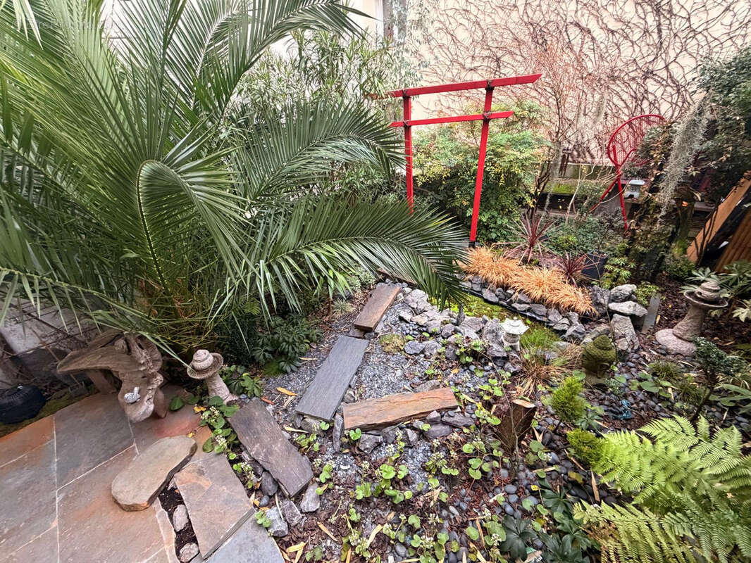 Appartement à PARIS-19E