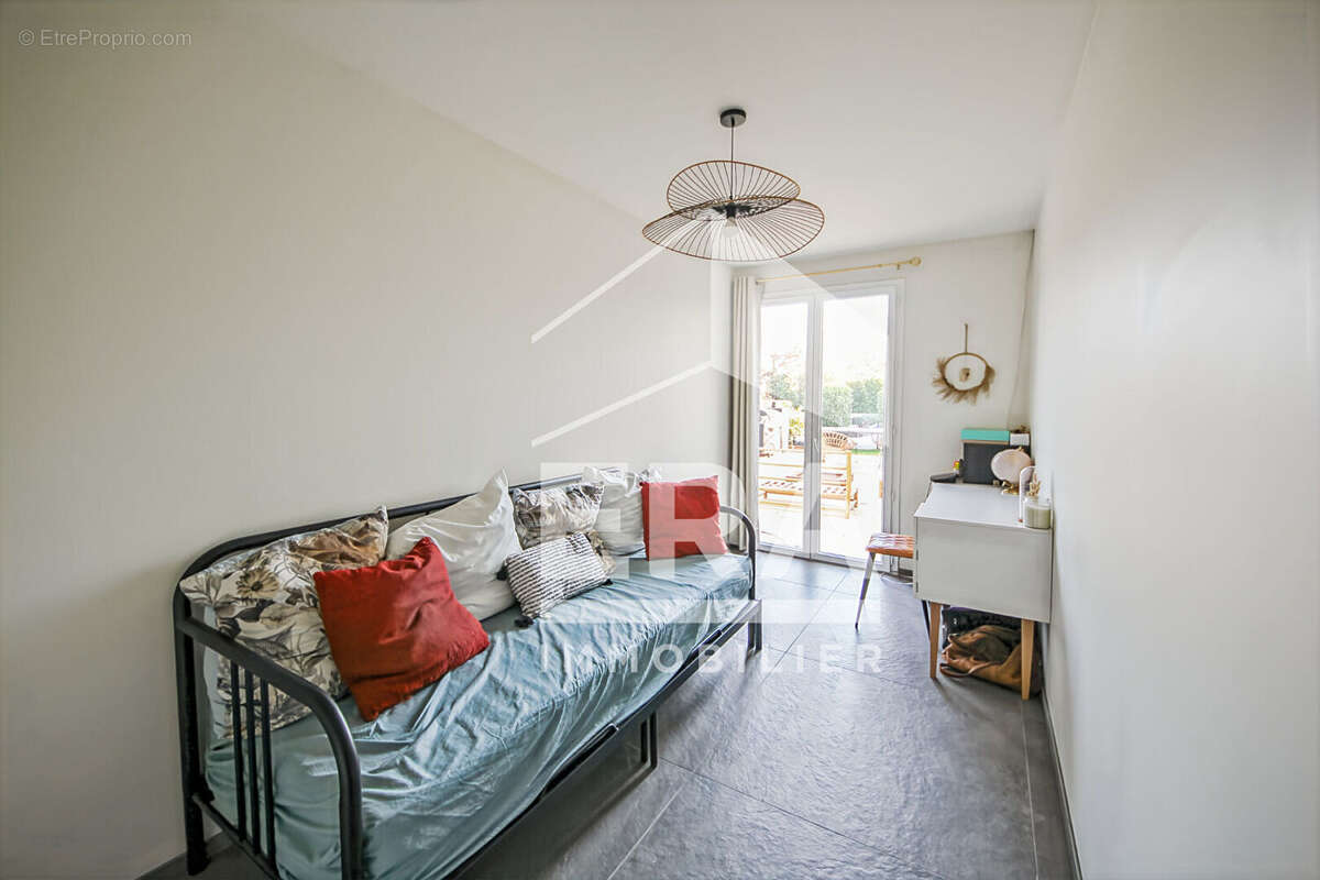 Maison à CHATEAURENARD