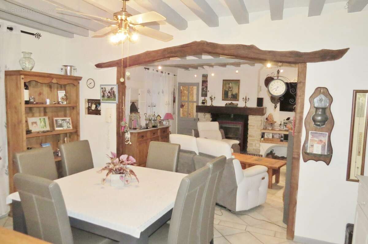 Maison à PACY-SUR-EURE