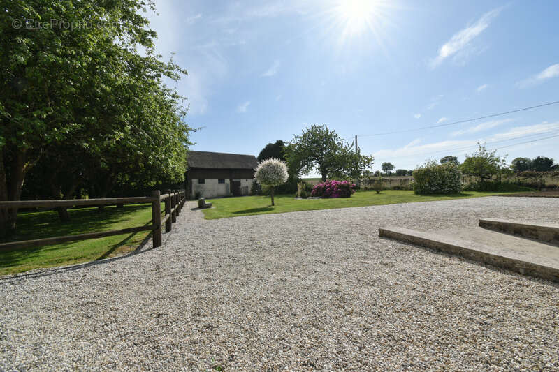 Maison à CEAUCE