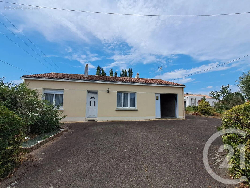 Maison 79 m² à Talmont-Saint-Hilaire  - photo 1