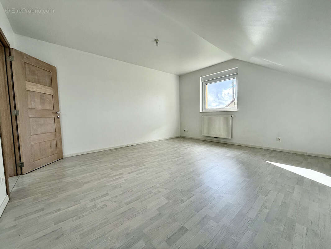 Maison à ALLONDRELLE-LA-MALMAISON