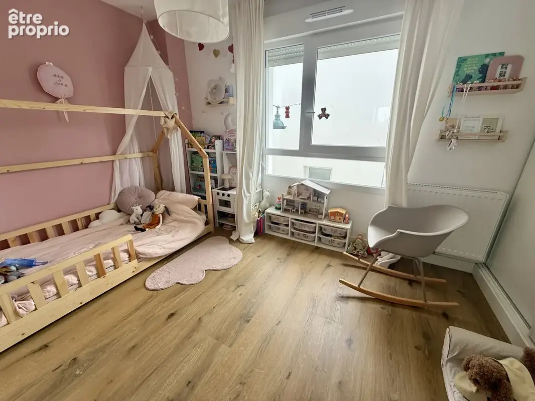 BEGLES - Charmante maison T3 récente avec parking en sous-sol - photo 5