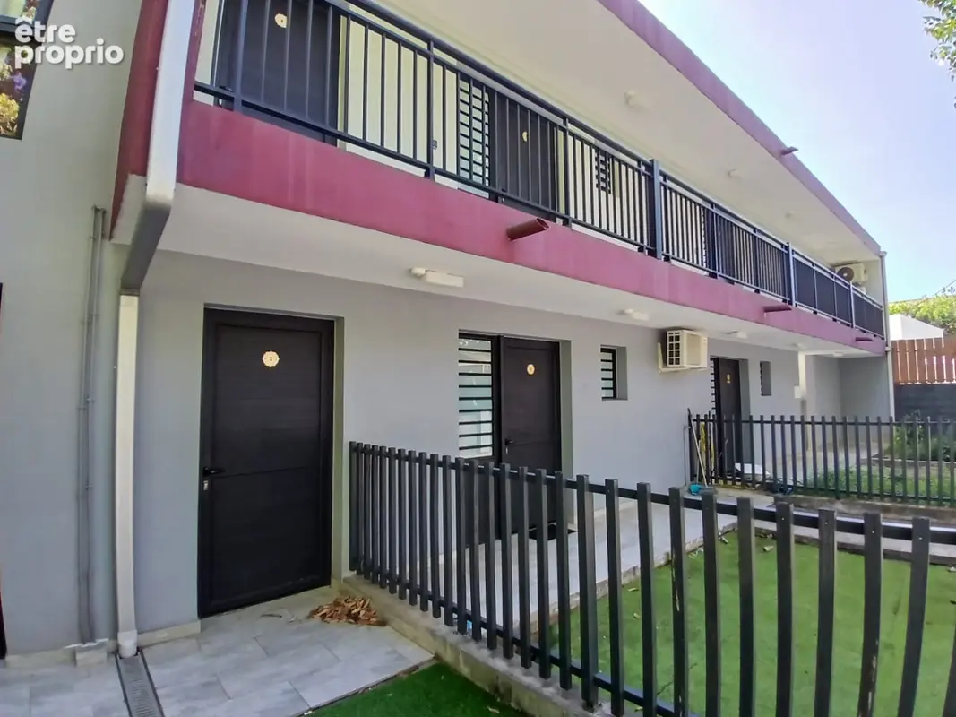 Immeuble à bellepierre st denis - 6 apt. t2 (loués) - photo 2