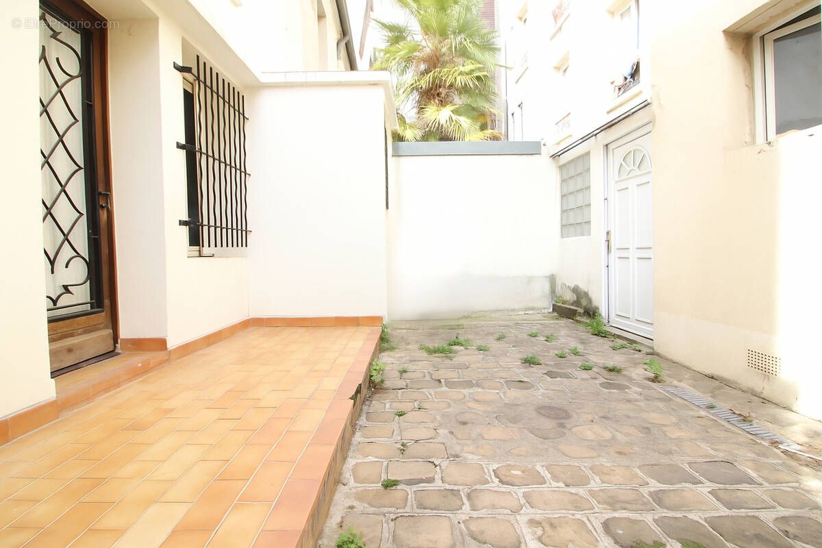 Commerce à IVRY-SUR-SEINE