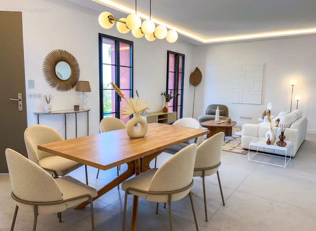 Appartement à THEOULE-SUR-MER