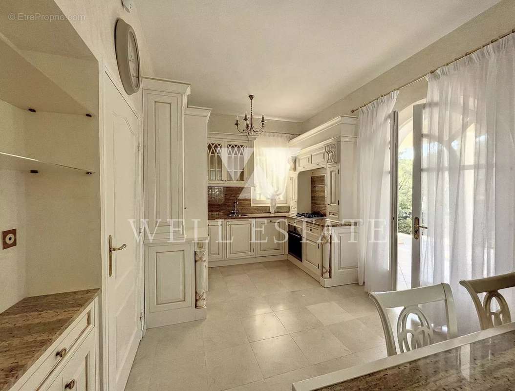 Maison à SAINT-RAPHAEL