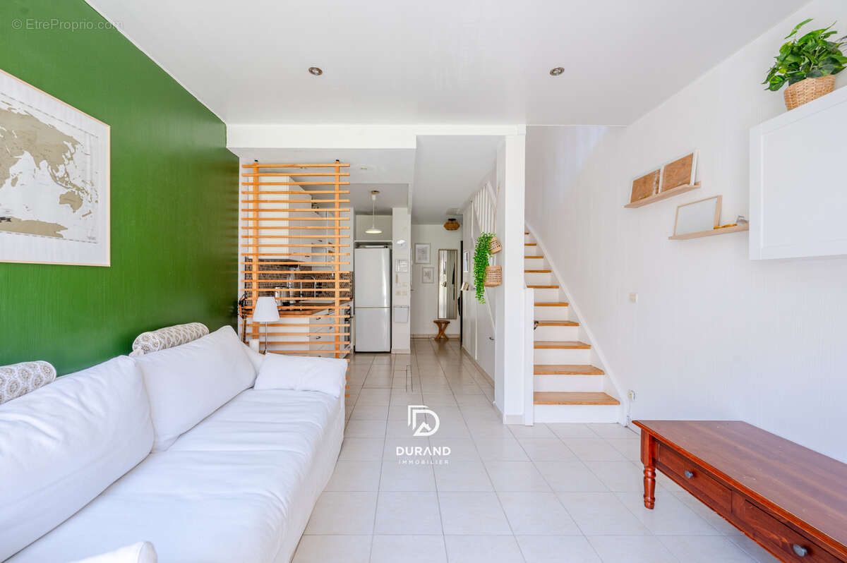 Appartement à MARSEILLE-2E