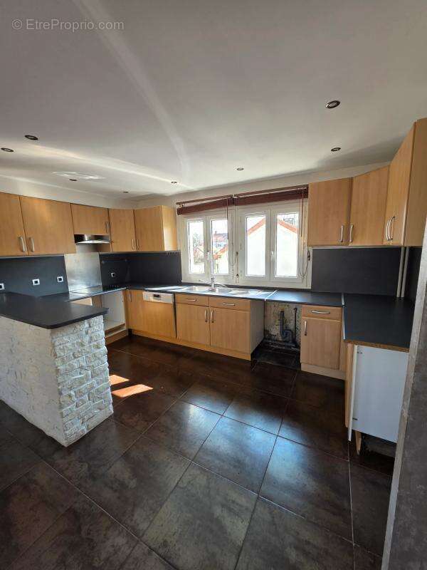 Maison à BALLANCOURT-SUR-ESSONNE