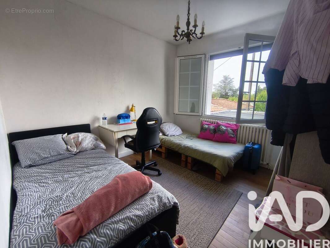Maison 128 m² à Saint-Michel  - photo 2