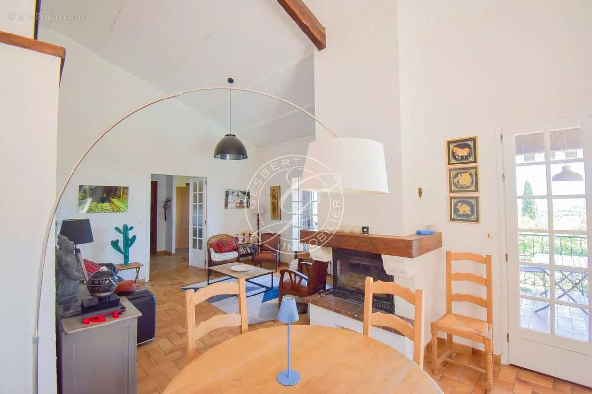 Maison à TARADEAU