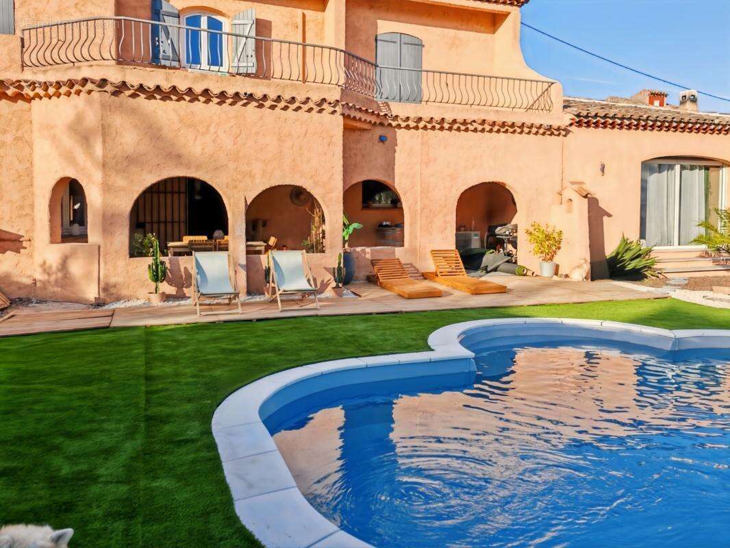Maison à FREJUS