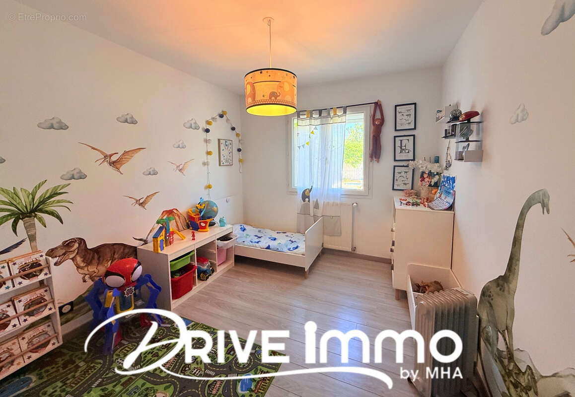 Maison plain-pied 117 m2 - 4 chambres - Piscine - Garage - Terrain 486 m2 - Bizanet - photo 12