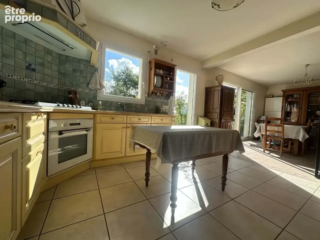 Maison familiale avec vie de plain pied 164m² - photo 6