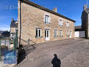 Maison à LA BAZOUGE-DU-DESERT