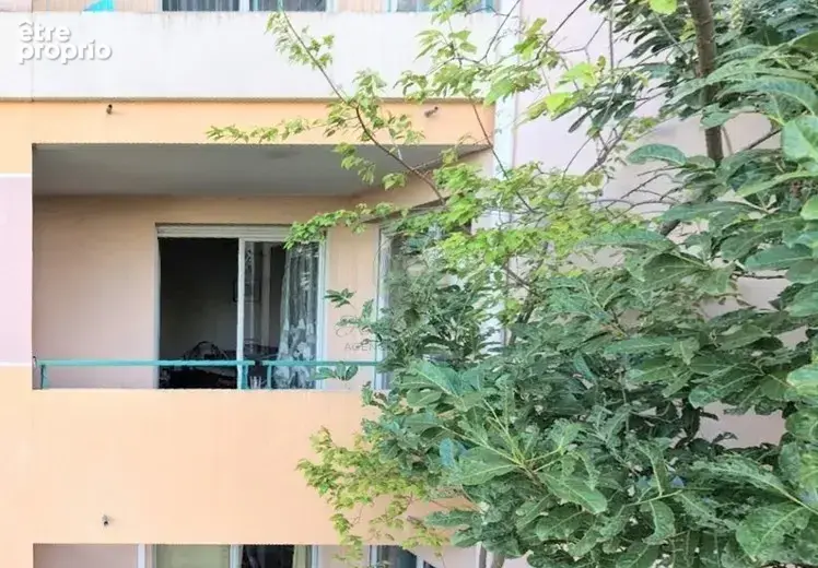 Lyon 7ᵉ   Appartement T2 avec balcon, parking et piscine au sein d’une résidence recherchée - photo 3