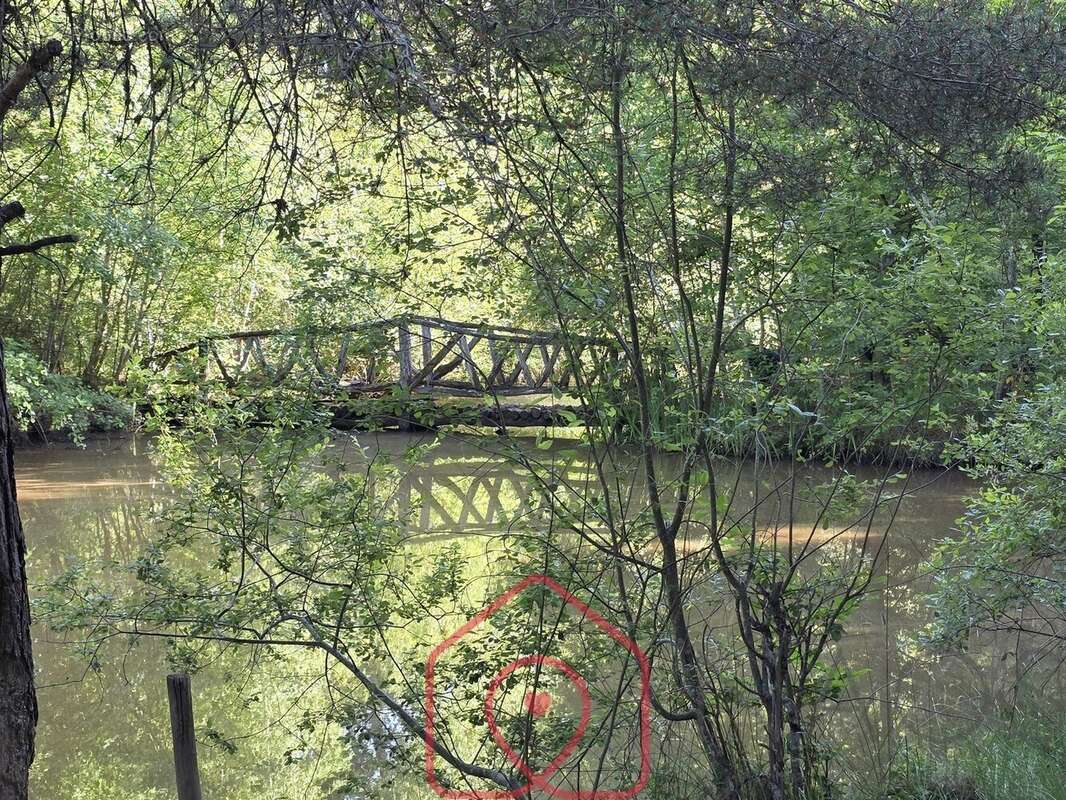 Terrain à NOUAN-LE-FUZELIER