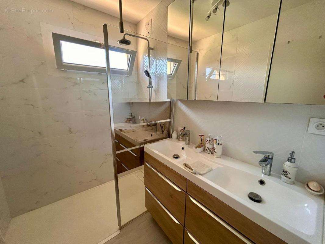 À vendre – appartement 4 pièces 77m2 rénové à fréjus - photo 5