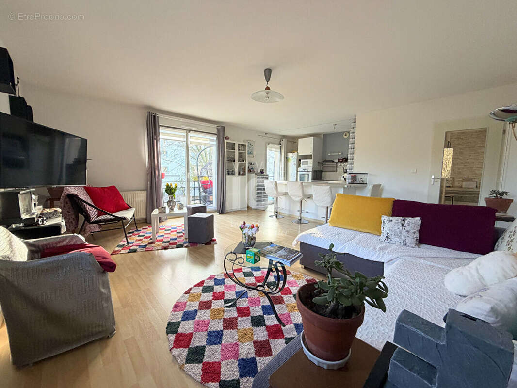 Appartement à SAINT-SEBASTIEN-SUR-LOIRE