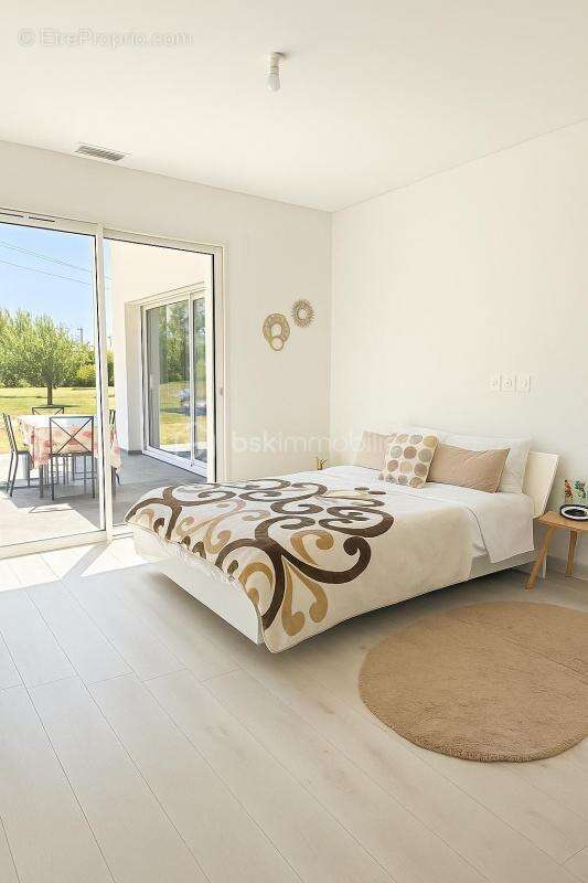 Maison à SAINT-GERMAIN-ET-MONS