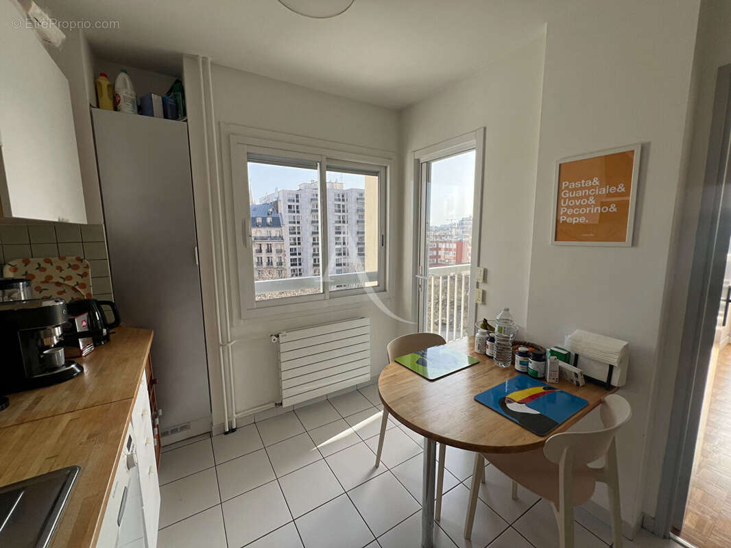 Appartement à PARIS-11E