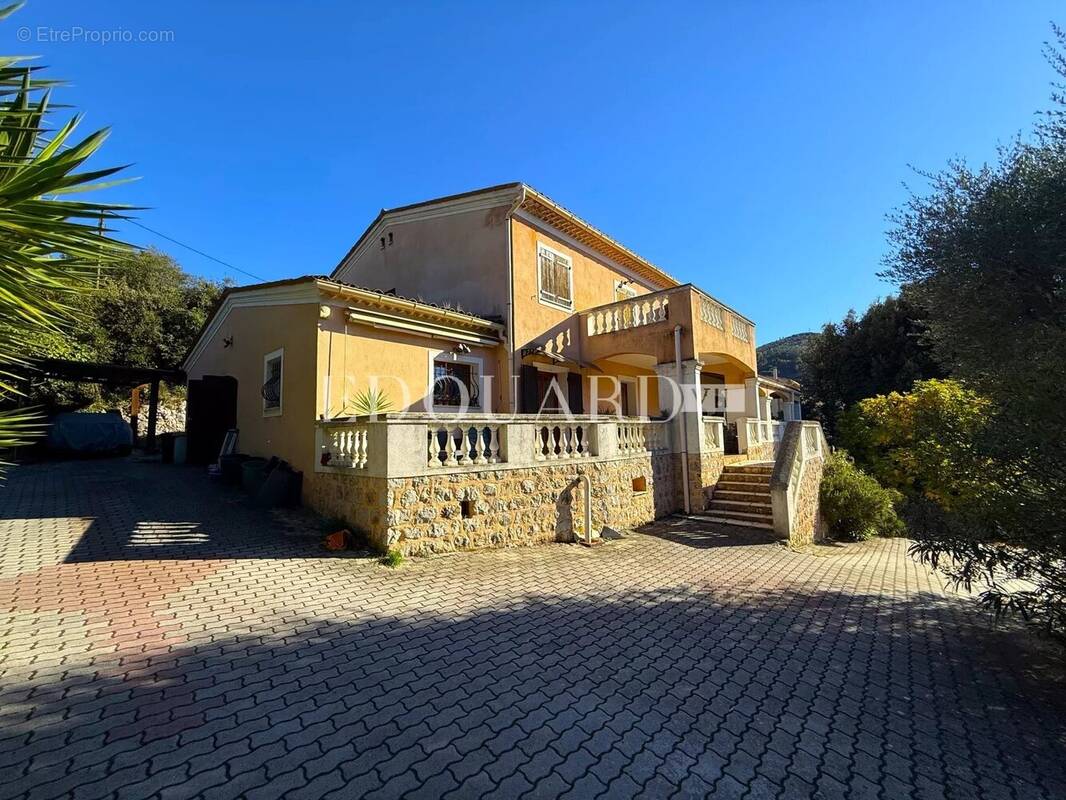 Maison à LA TURBIE
