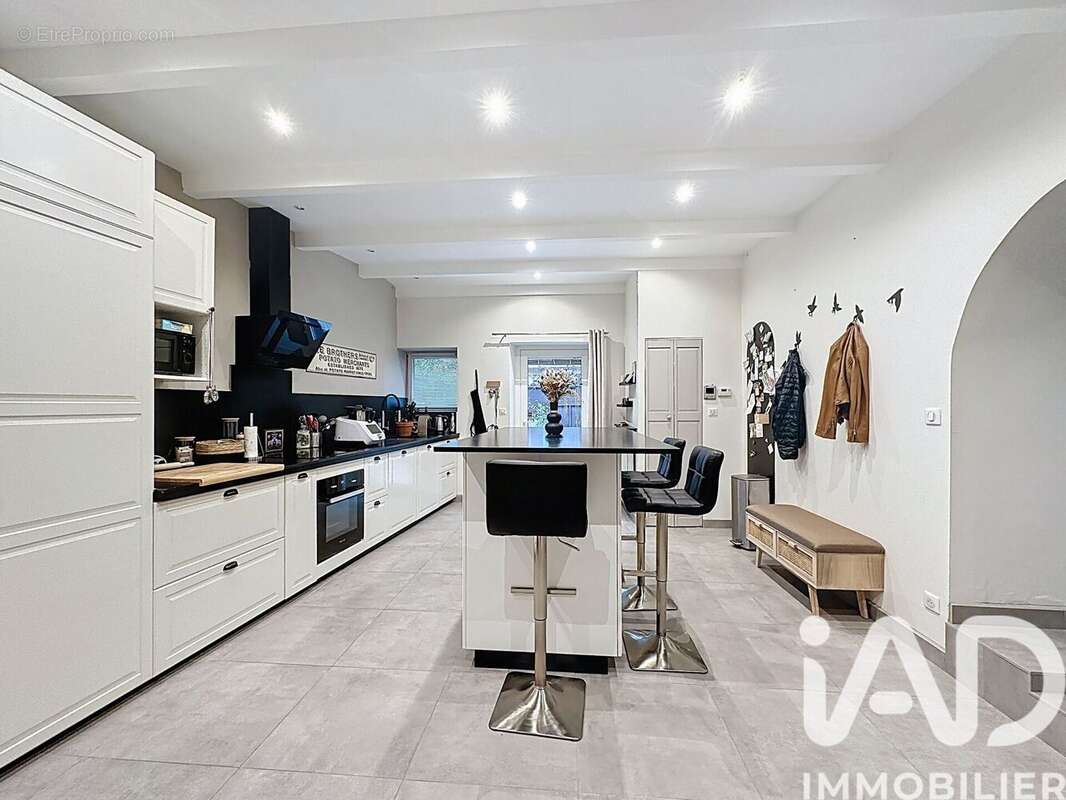 Photo 3 - Maison à SAINT-SATURNIN-LES-AVIGNON