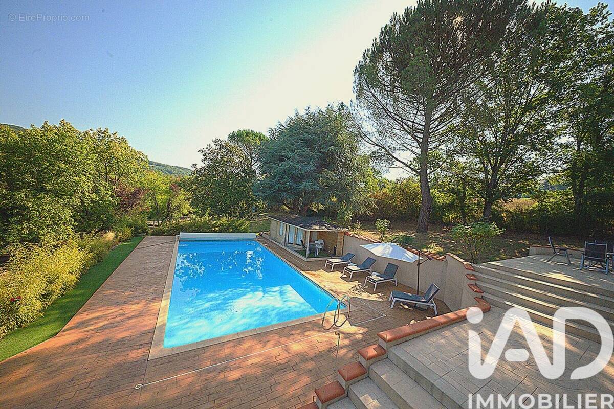 Photo 1 - Maison à CURVALLE