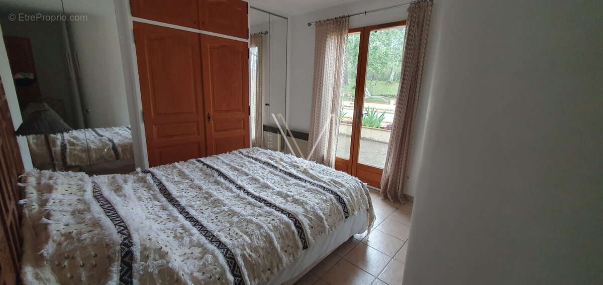 Maison à PLAN-DE-LA-TOUR