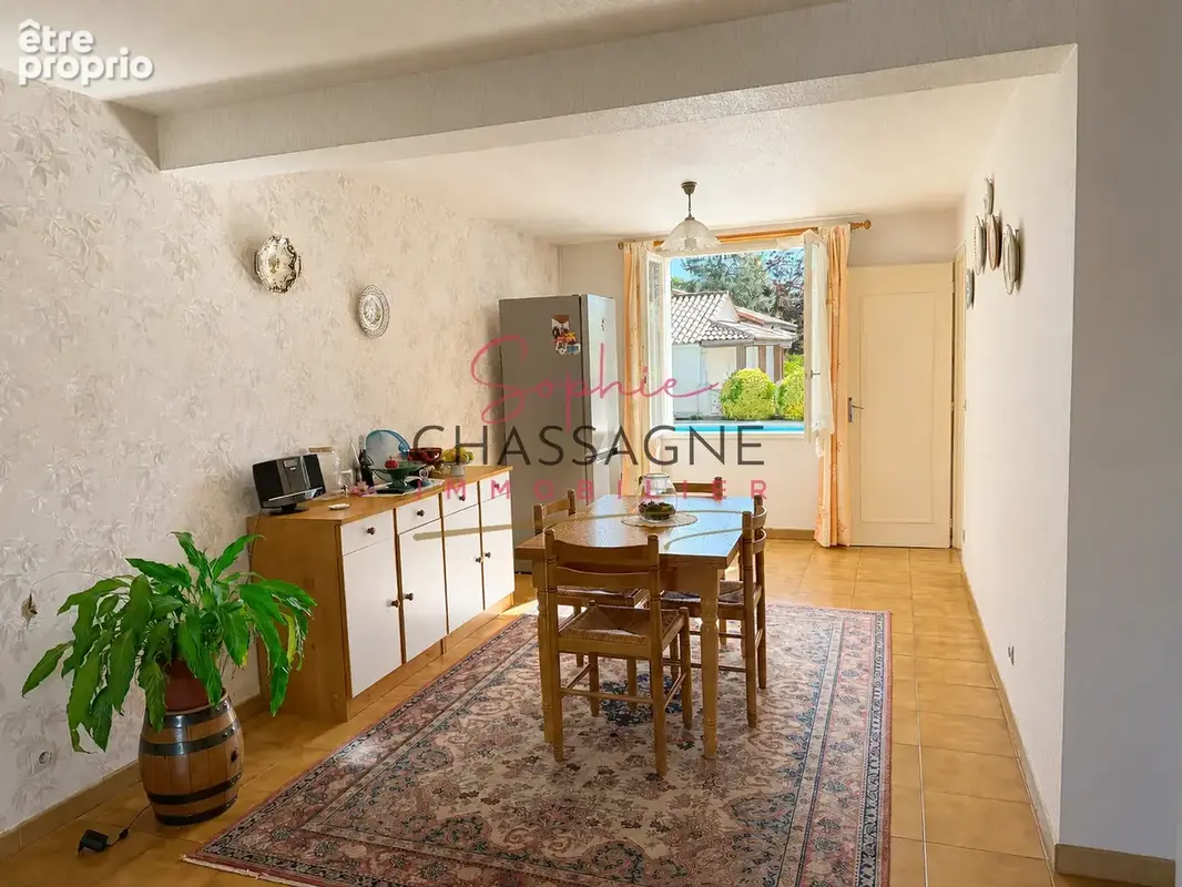 Maison familiale avec piscine et nombreuses dépendances à Lugaignac - photo 7