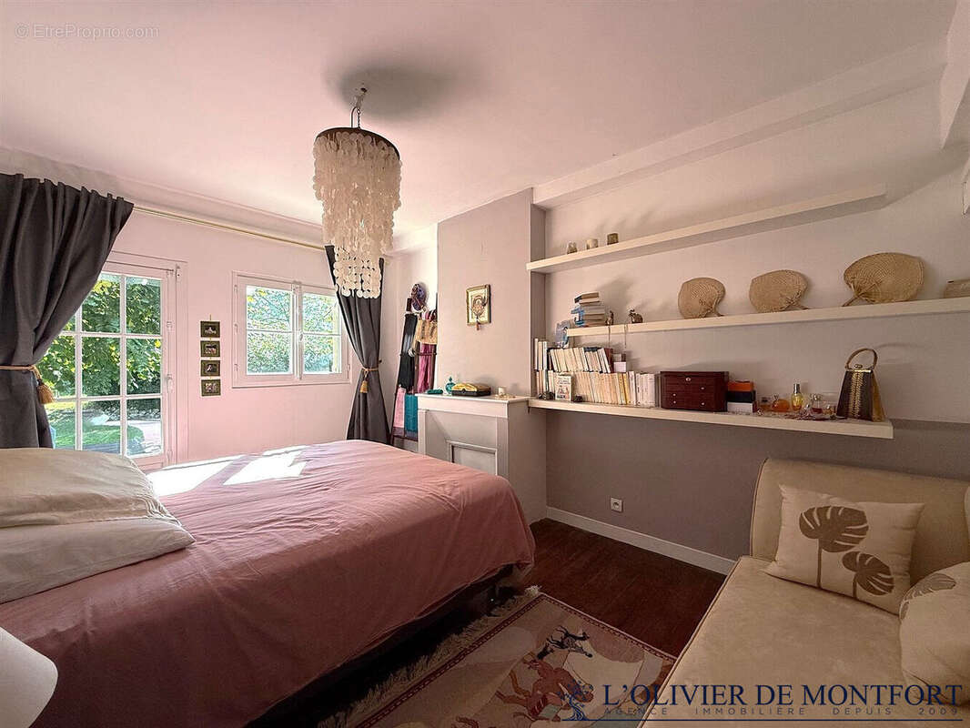 Maison à MONTFORT-L&#039;AMAURY