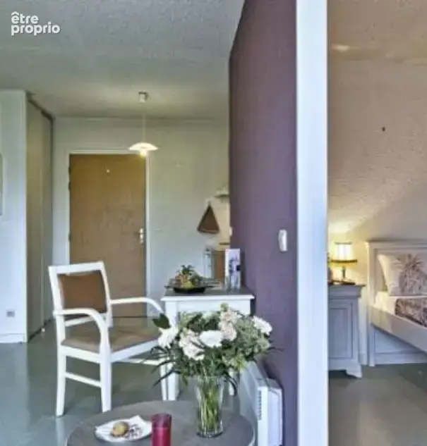 Appartement 1 pièce 34 m² à vendre à Vouille (79230) - photo 2
