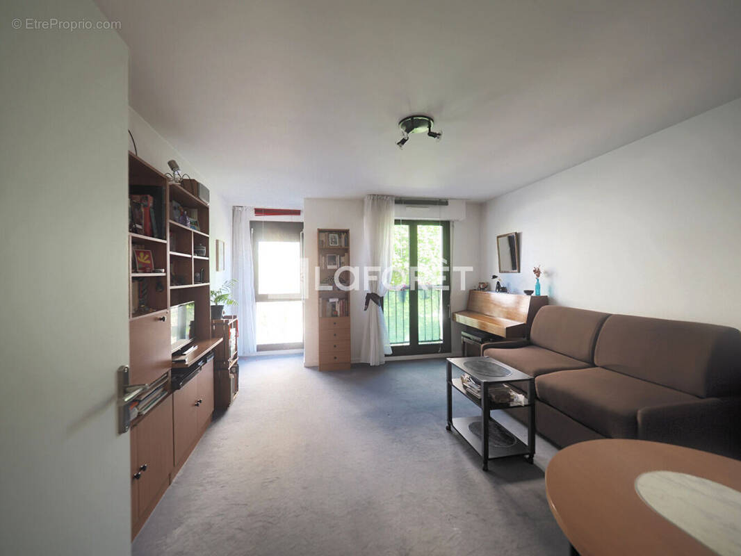 Appartement à PARIS-20E