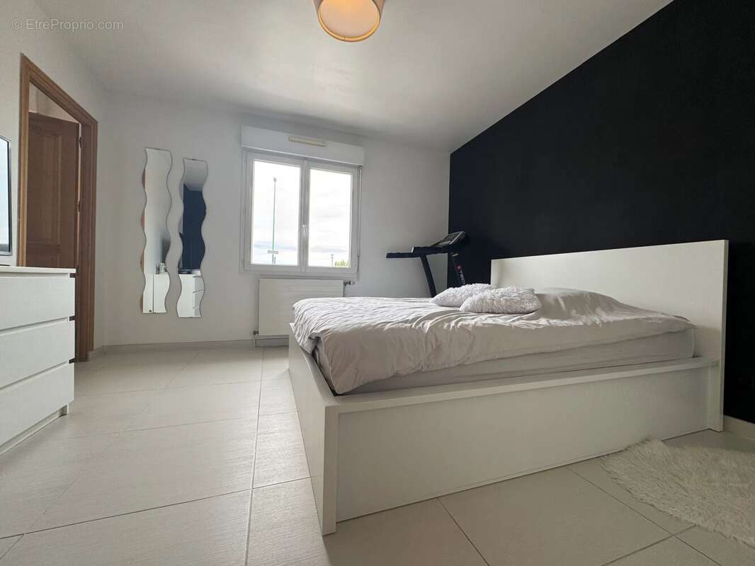 Pavillon 4 chambres avec piscine chauffée - photo 6